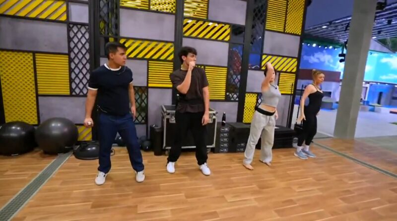 Grupo Pop do Estrelas da Casa vence enquete e canta no TVZ