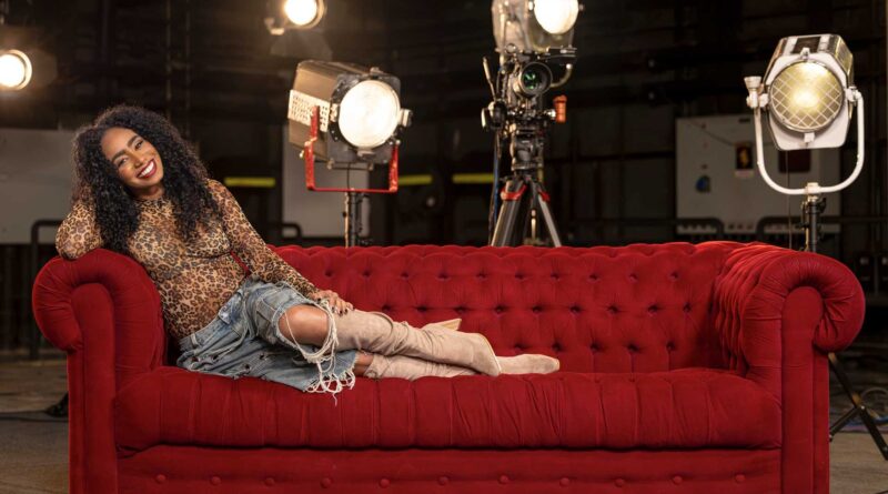 Alline Azevedo: da Xuxa ao Estrelas da Casa com Anitta
