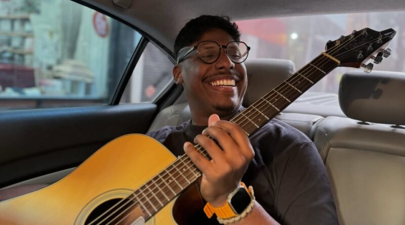 Arthur Belmonte deixa Estrelas da Casa: 'Saio um novo profissional'