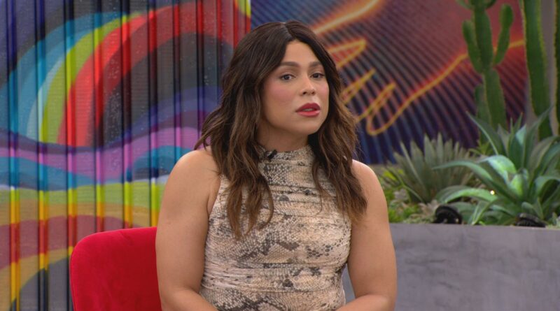 Blogueirinha imita Anitta e detona reação no Estrelas da Casa